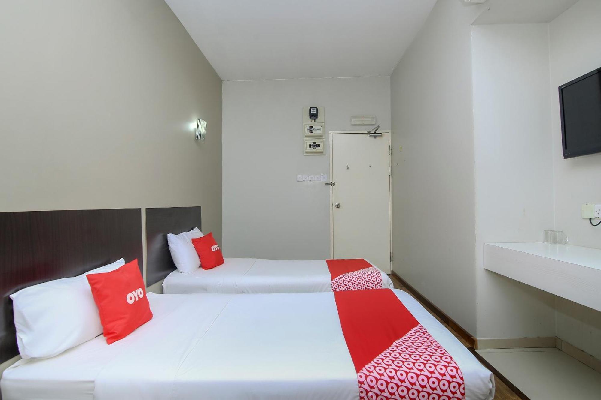 Nice Stay Three Six Five Services 古晋 外观 照片
