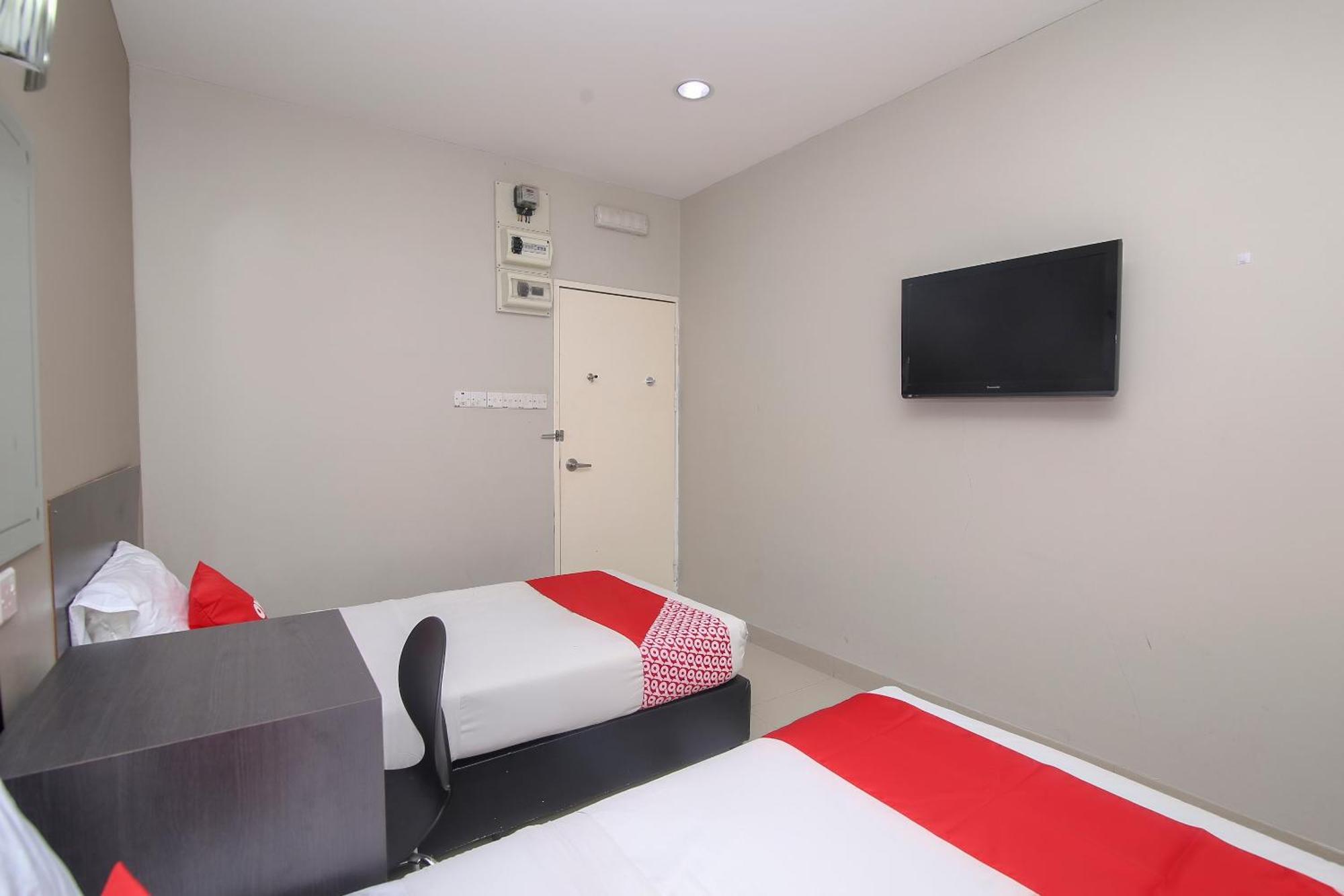 Nice Stay Three Six Five Services 古晋 外观 照片