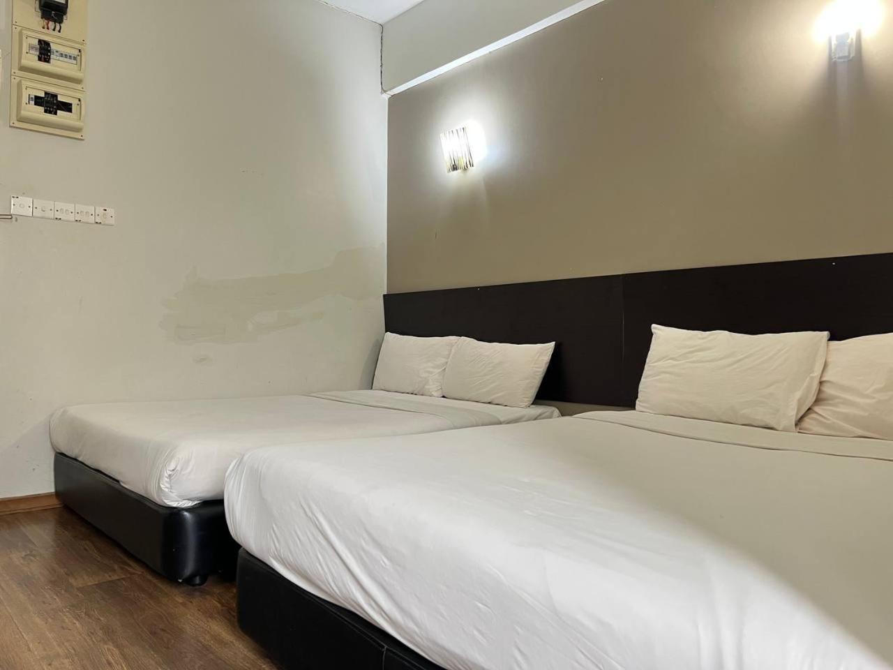 Nice Stay Three Six Five Services 古晋 外观 照片