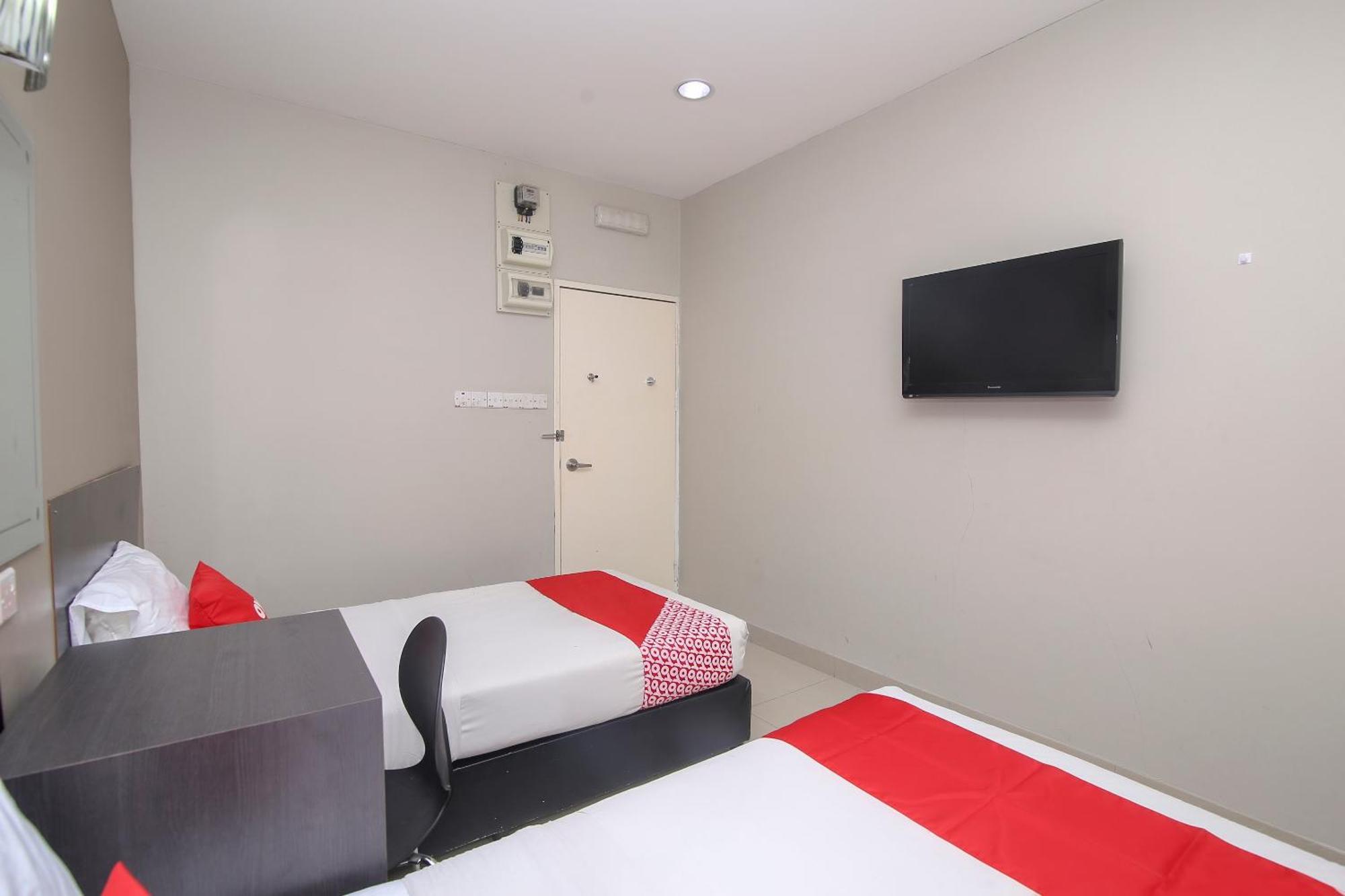 Nice Stay Three Six Five Services 古晋 外观 照片