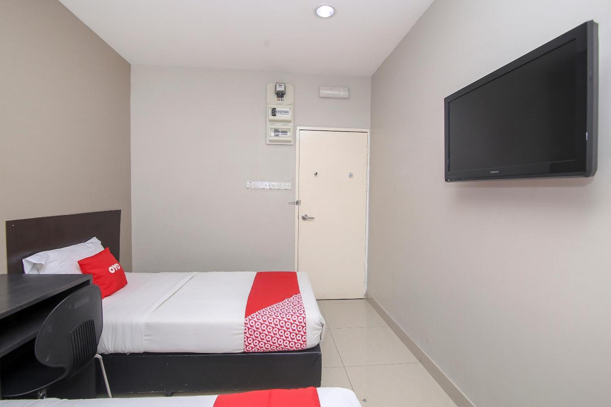 Nice Stay Three Six Five Services 古晋 外观 照片